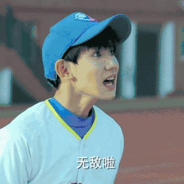 快拿小本儿记笔记,梅赛德斯凭什么连吃了四年鸡?|张小鹅频道