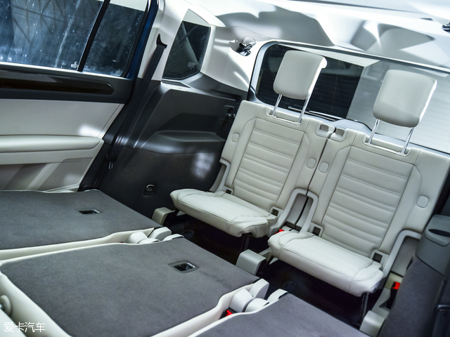 新途安对比测评,新款途安与老款对比