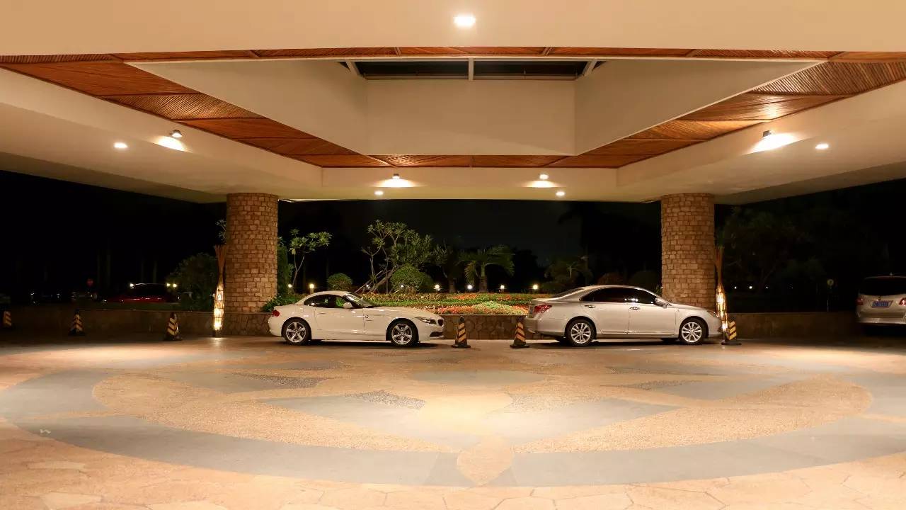 三亚万豪度假酒店攻略,三亚假日度假酒店攻略