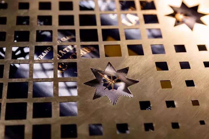 坐拥6家公司,波尔多五家顶级酒庄