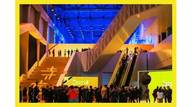 网红走红毯过程,佛系网红走红毯