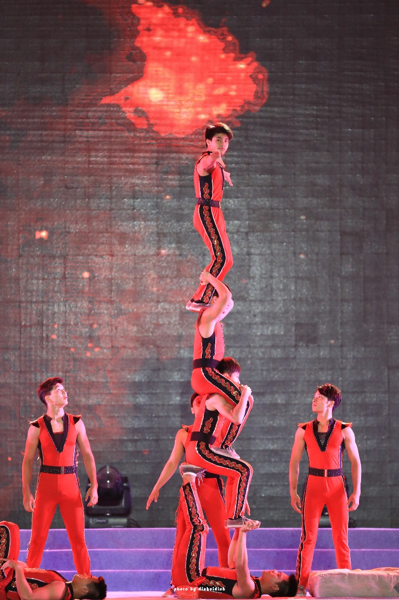 天等小记-登一座山爱一座城看一片天等日夕晨