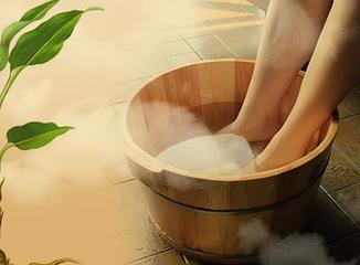 鑰佷汉闀挎湡鑴氬啺鍑夋场鑴氬彲浠ユ敼鍠勫悧,鑰佷汉涓鍚庤剼鏃犲姏娉¤剼鏈夋晥鏋滃悧