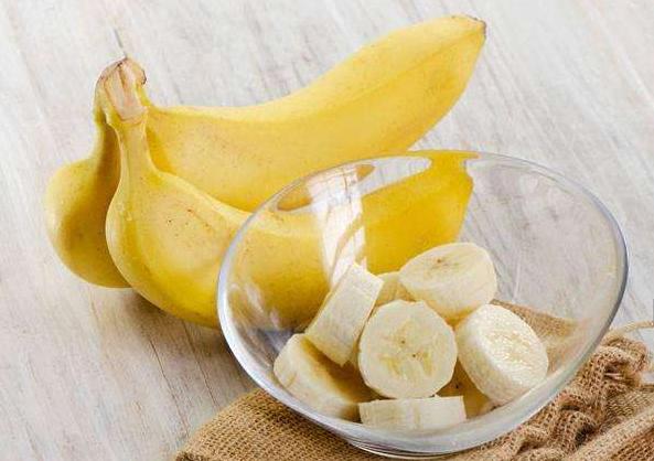香蕉皮竟然还能这样用,香蕉皮对皮肤有什么好