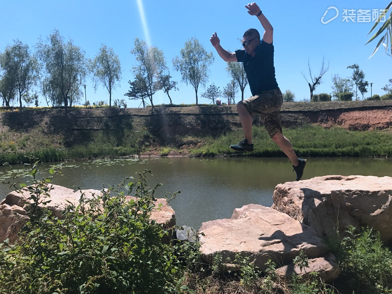 能翻山越岭也能走遍大江南北,能翻山越岭山海皆可平