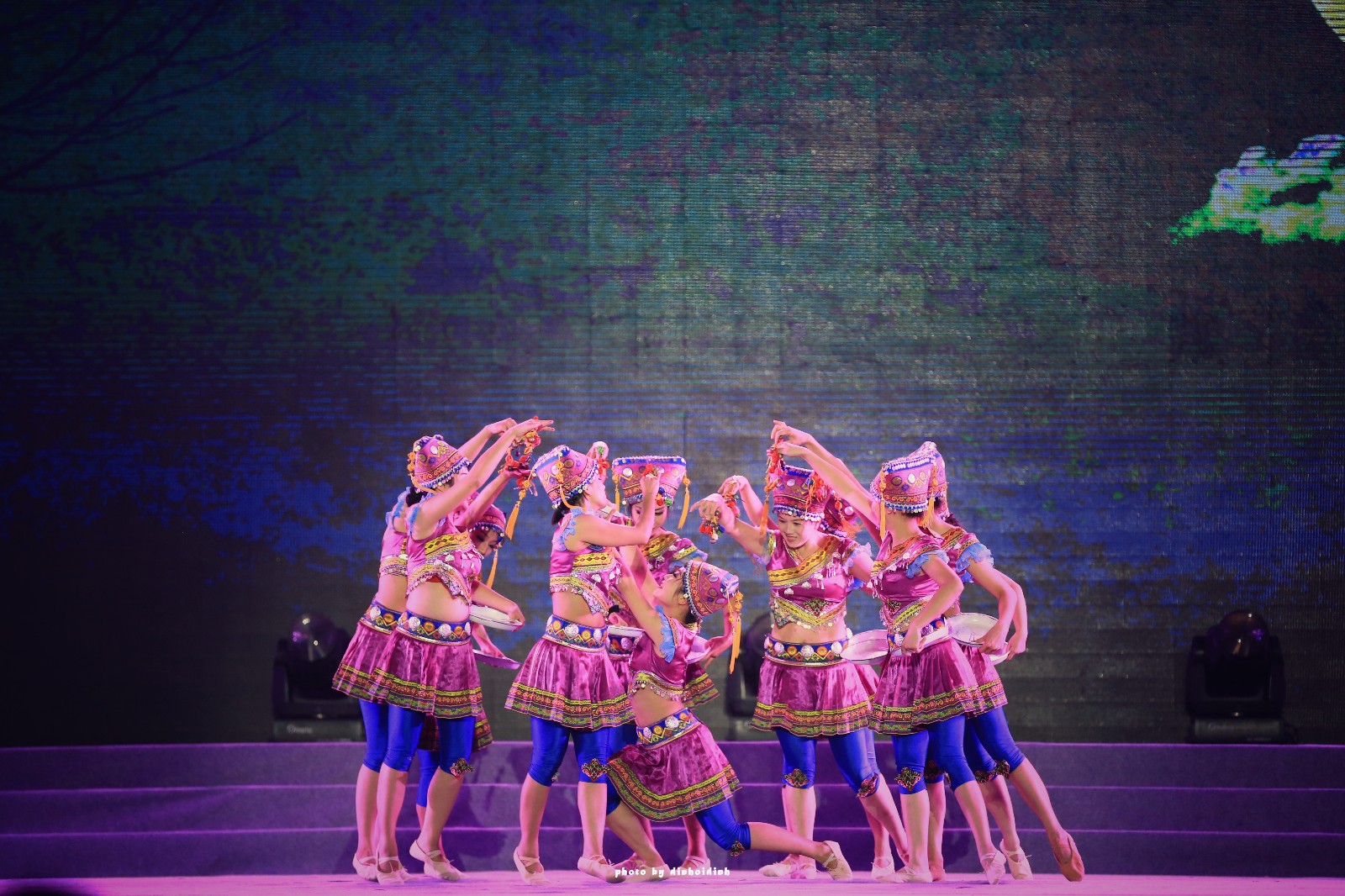 天等小记-登一座山爱一座城看一片天等日夕晨