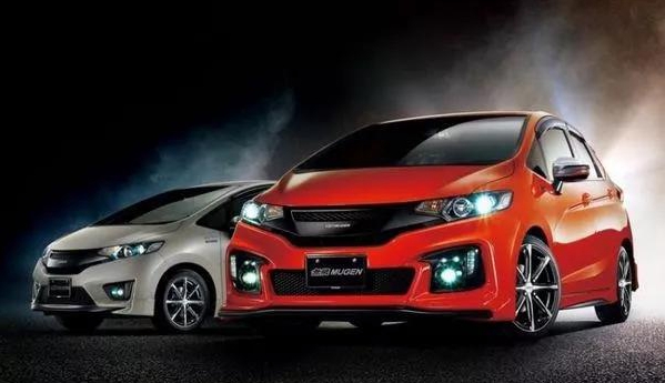 飞度gk5车身多低跑起来稳一点,2017款本田飞度gk5参数配置