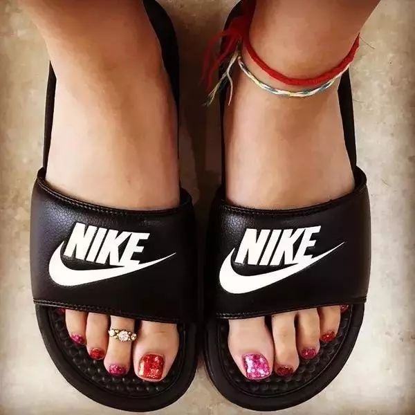 时与饰|拴住今生,系住来世——十二月首饰:足饰