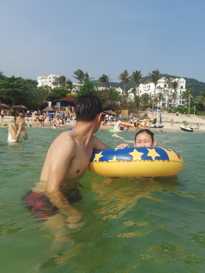 在冬季里享受一下三亚夏日的海风,来享受三亚夏日与海风
