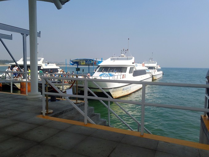 在冬季里享受一下三亚夏日的海风,来享受三亚夏日与海风