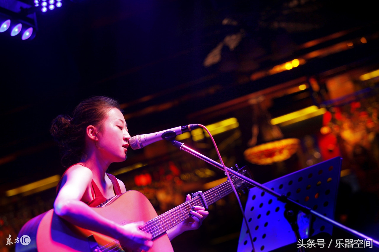 零基础怎样成为酒吧驻唱,怎样能找到在酒吧驻唱的兼职