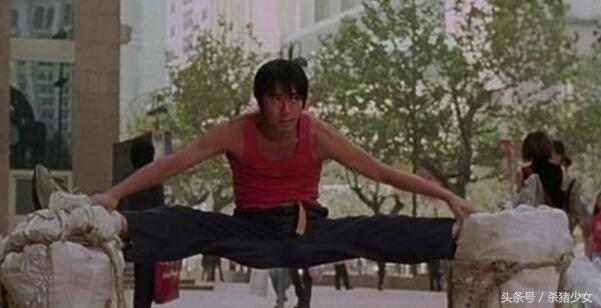 男明星也爱一字马，吴奇隆杨洋太帅气，李易峰是来搞笑的吗？