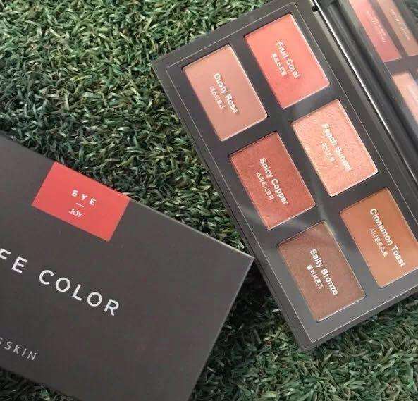 秋冬天别再用大地色了,这6个斩男盘妩媚又温柔,价格还不贵!