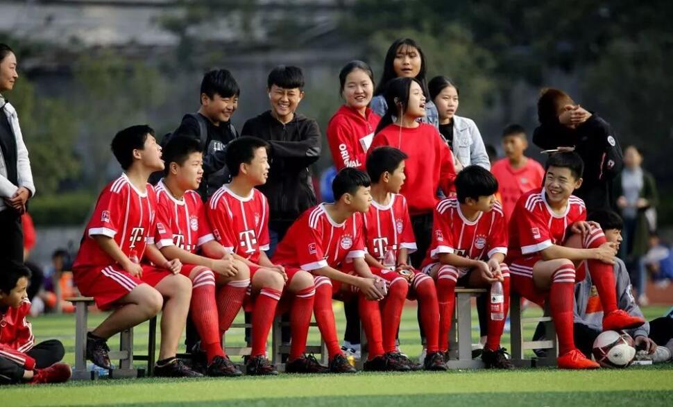 丹江口学校足球比赛,丹江口市余家营小学足球比赛