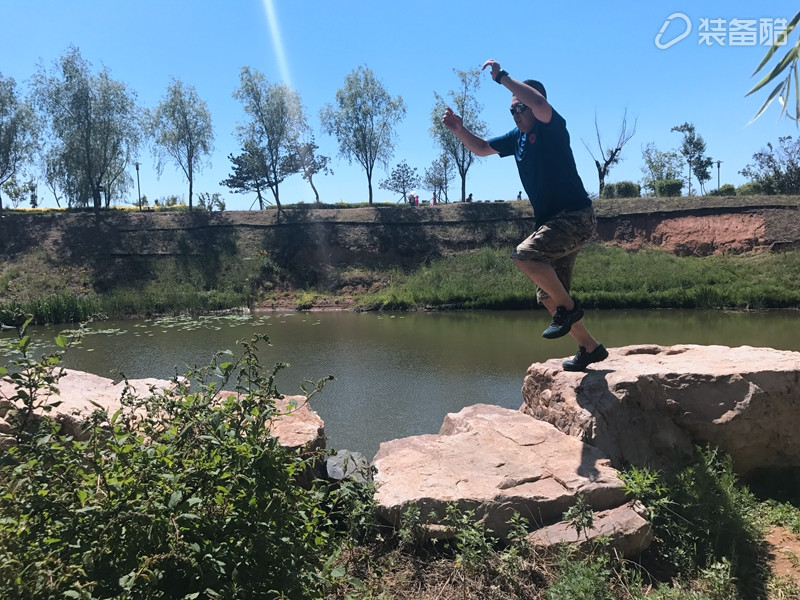 能翻山越岭也能走遍大江南北,能翻山越岭山海皆可平