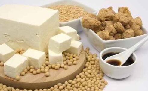 产后下面干吃什么补水,产后下面松做什么运动能改善