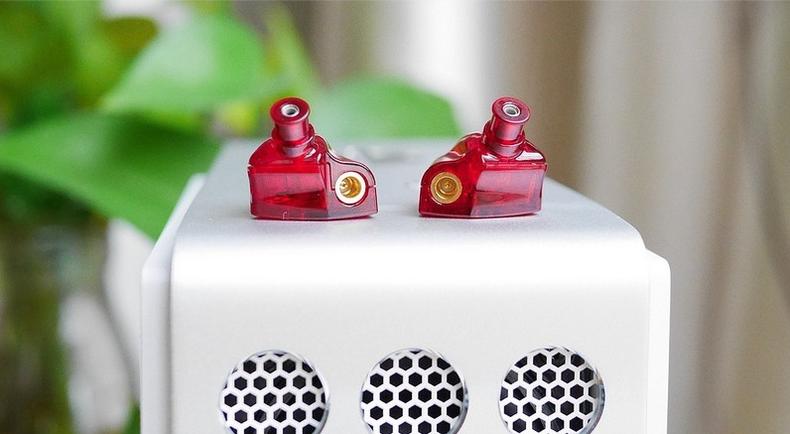 你们都用的哪款耳机,你们都用过哪些耳机