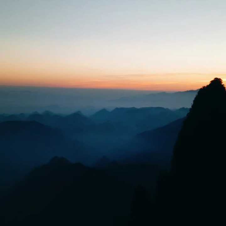 带你们看看湖南的大山风景,湖南一座被遗忘的山