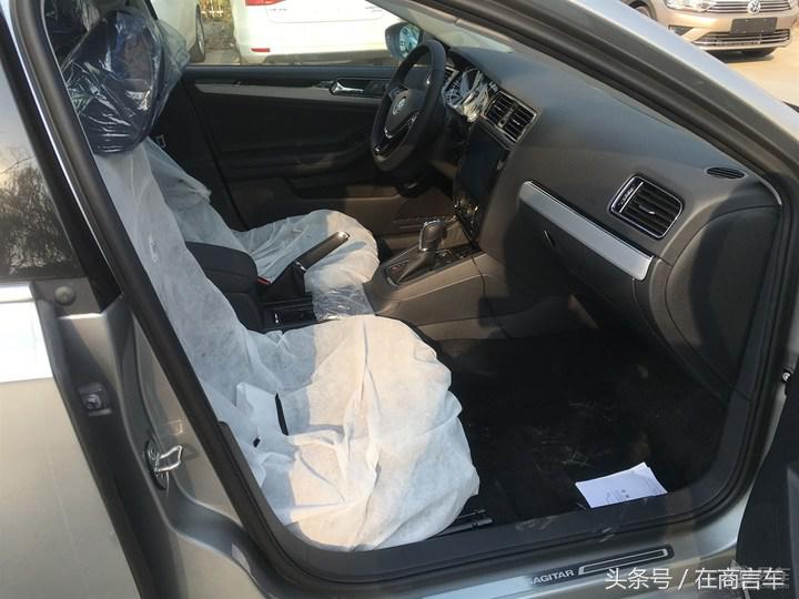 2017速腾1.6自动舒适型银色,1.4t速腾超越版珠光白和银色