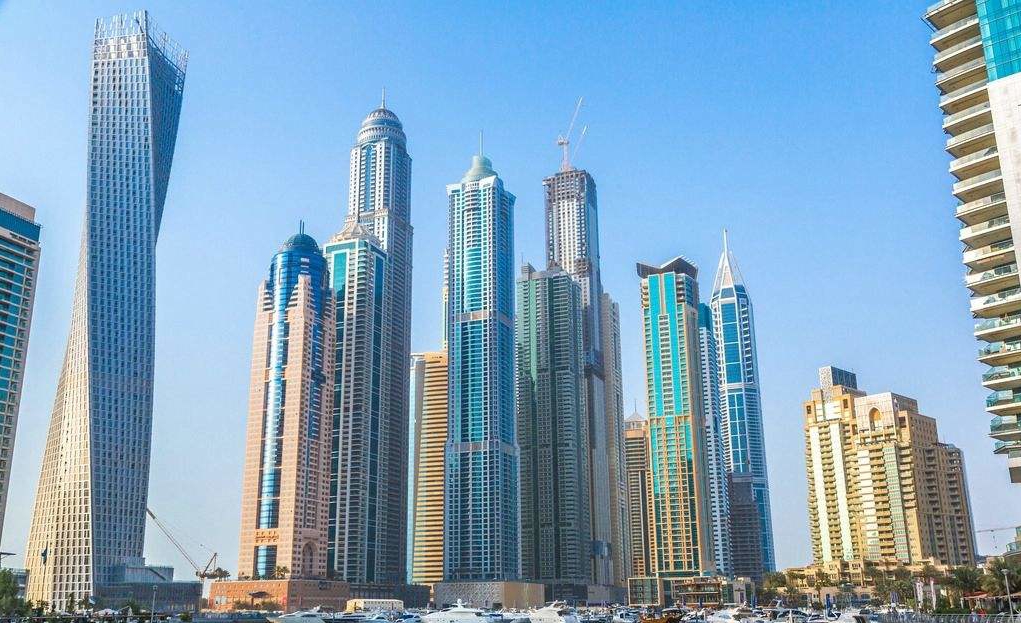 在只有一座佘山的上海，如何看别墅风水山势？东方明珠风水如何？