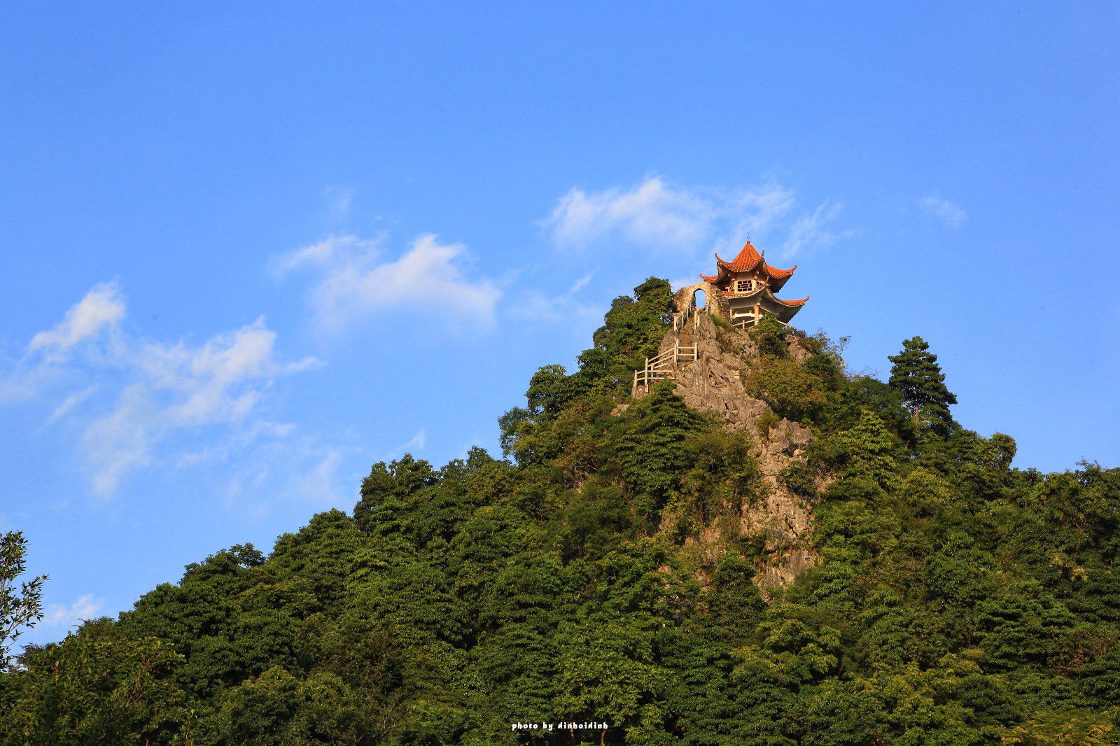 天等小记-登一座山爱一座城看一片天等日夕晨