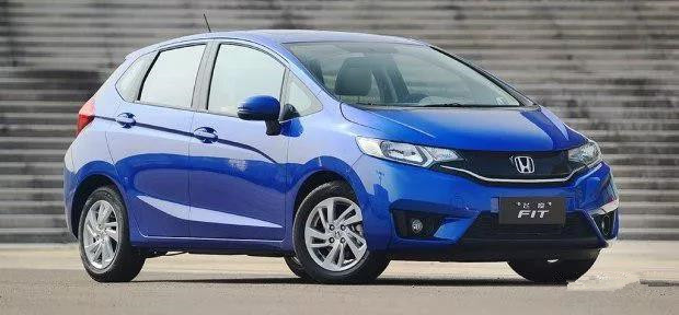 飞度gk5车身多低跑起来稳一点,2017款本田飞度gk5参数配置