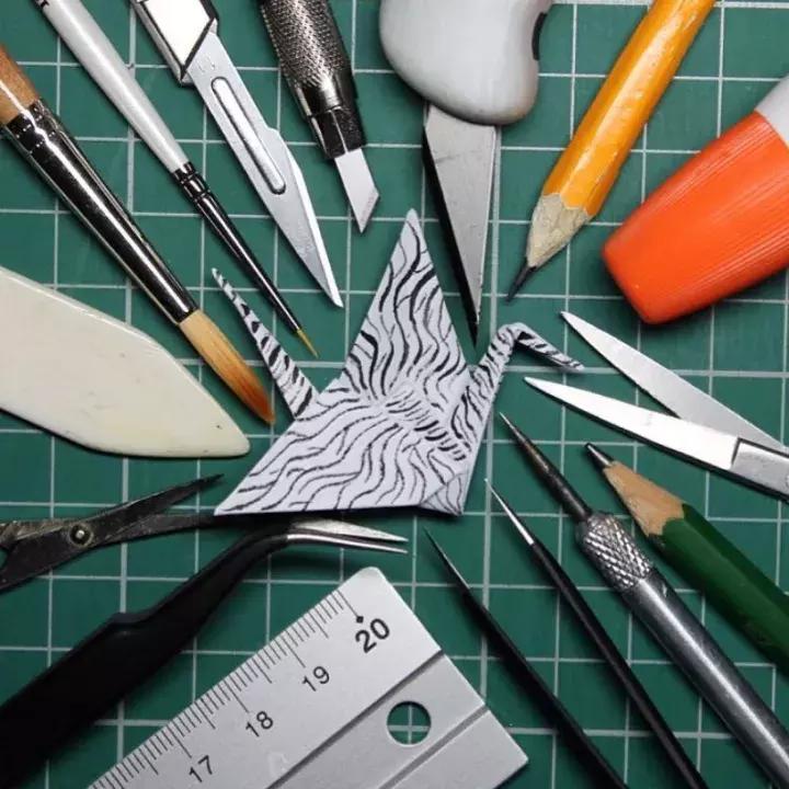 他用3个月时间，折叠了1000只千纸鹤，送给了他最亲爱的姑娘