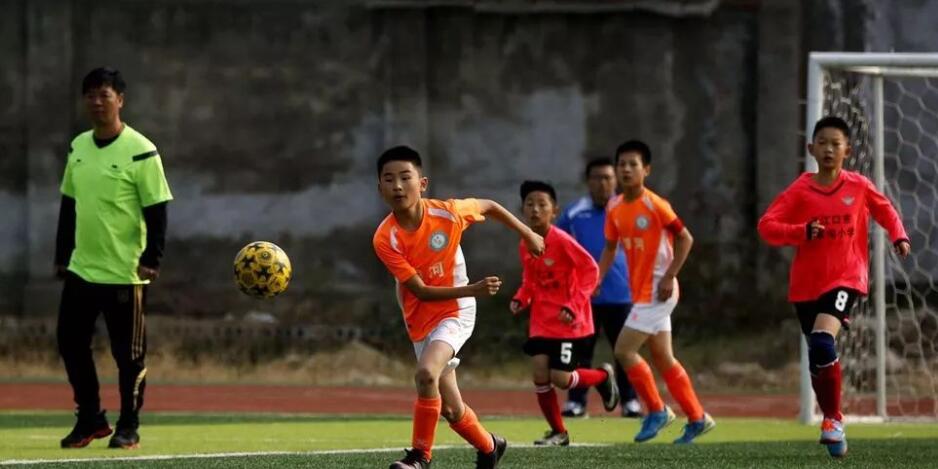 丹江口学校足球比赛,丹江口市余家营小学足球比赛