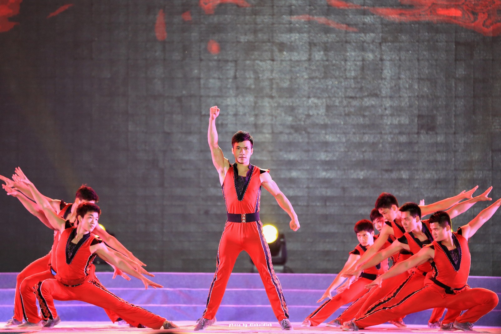 天等小记-登一座山爱一座城看一片天等日夕晨