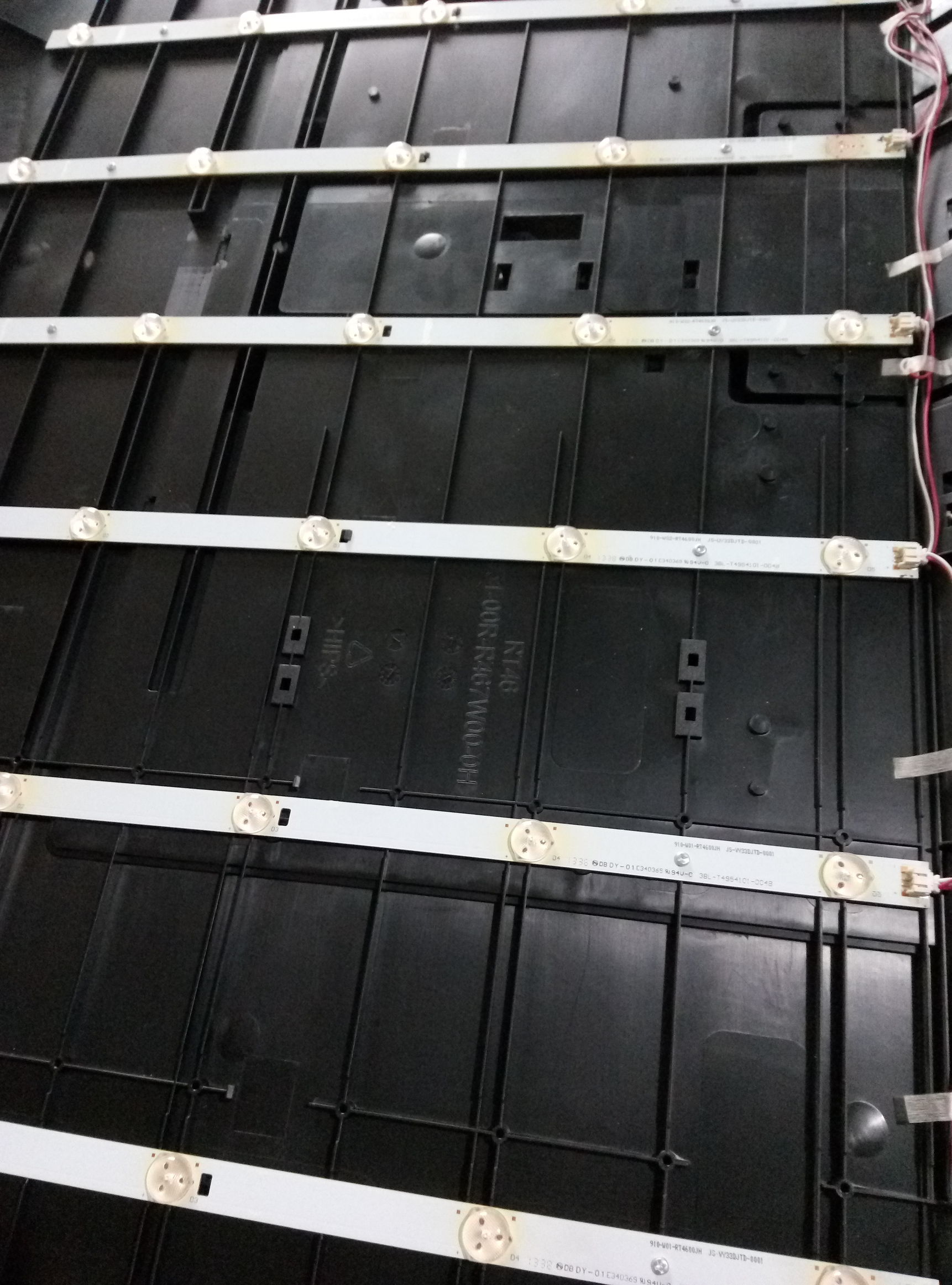 液晶电视技术维修大全,液晶电视维修拆屏器