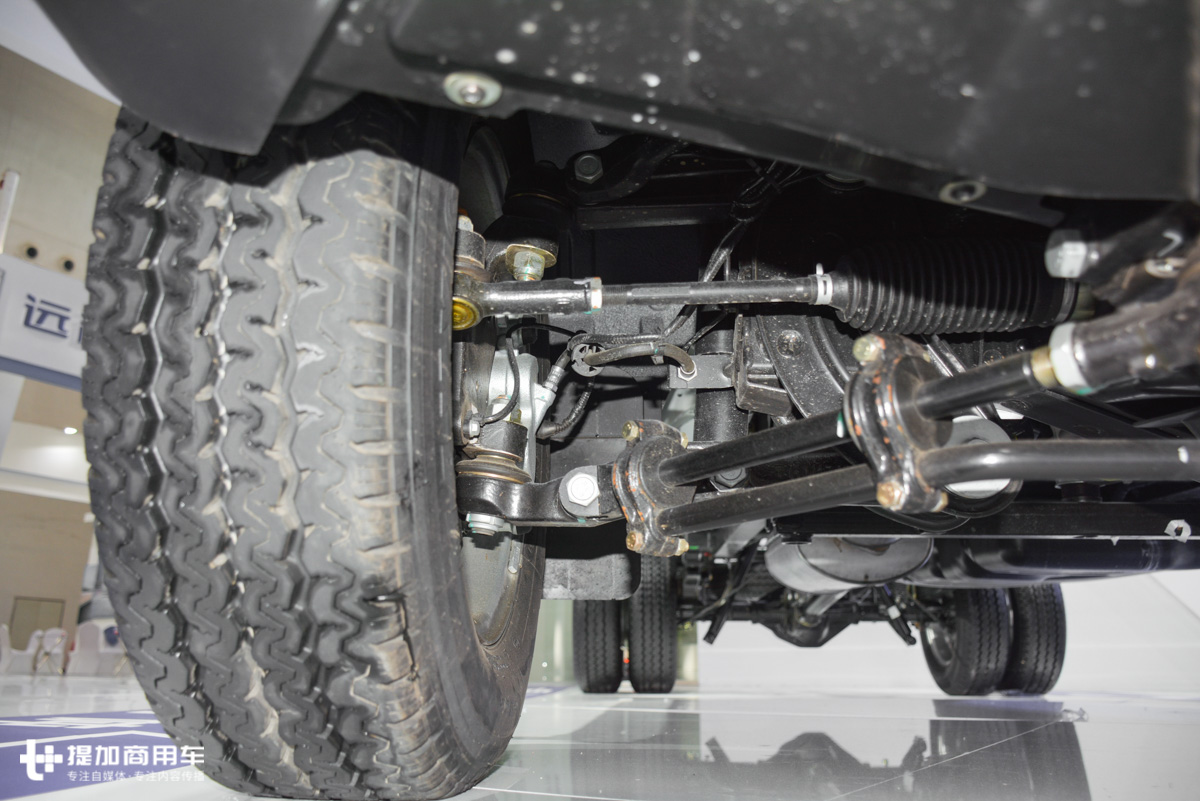 依维柯欧胜双排轻卡最新款,依维柯daily欧胜3座