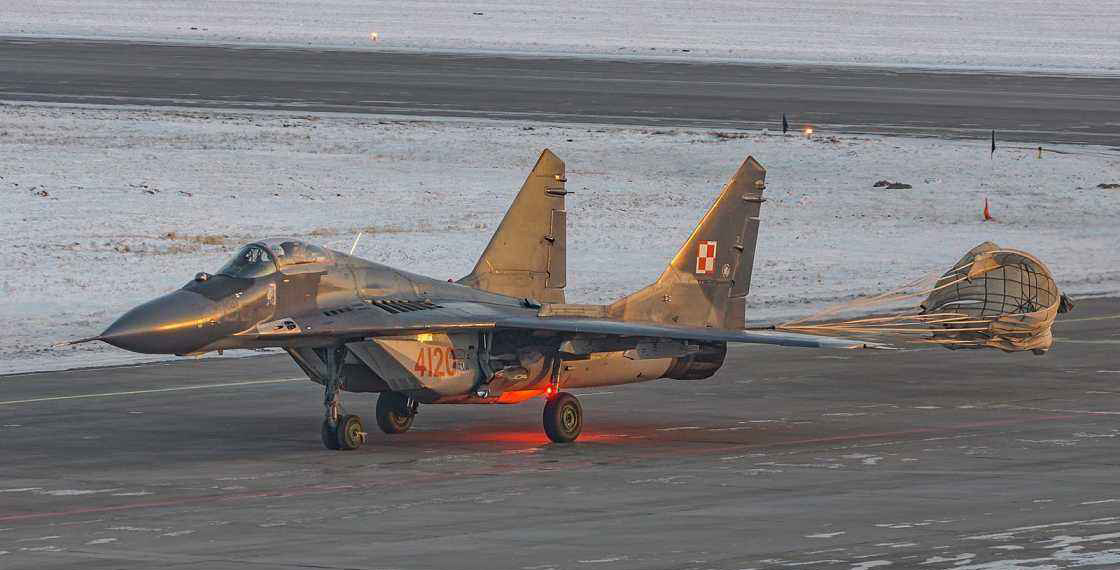 米格29k腿短吗,米格29腿短