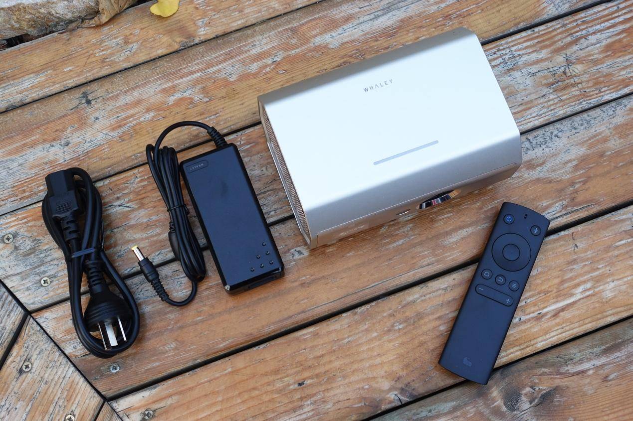 微鲸投影m1f1对比,微鲸投影仪f1使用说明