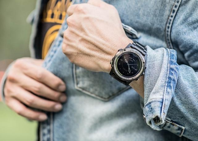 比水鬼高级的手表,garmin佳明255智能运动手表