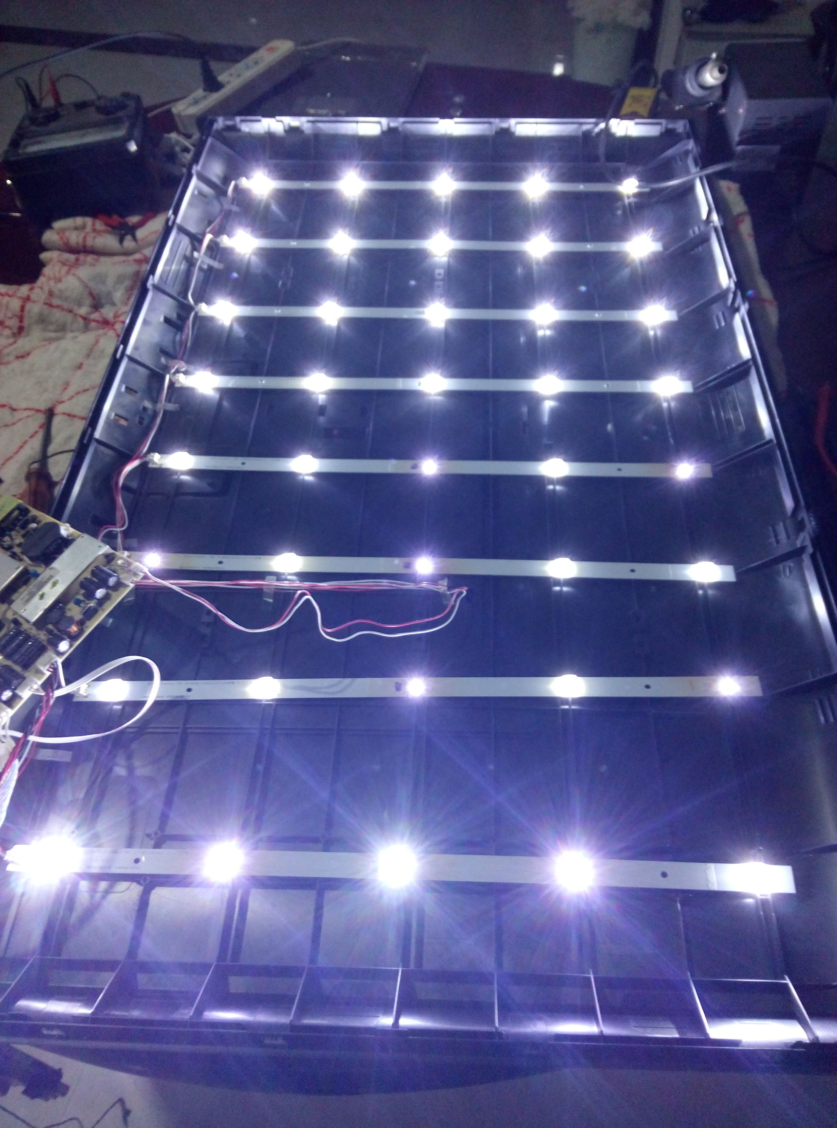 液晶电视技术维修大全,液晶电视维修拆屏器