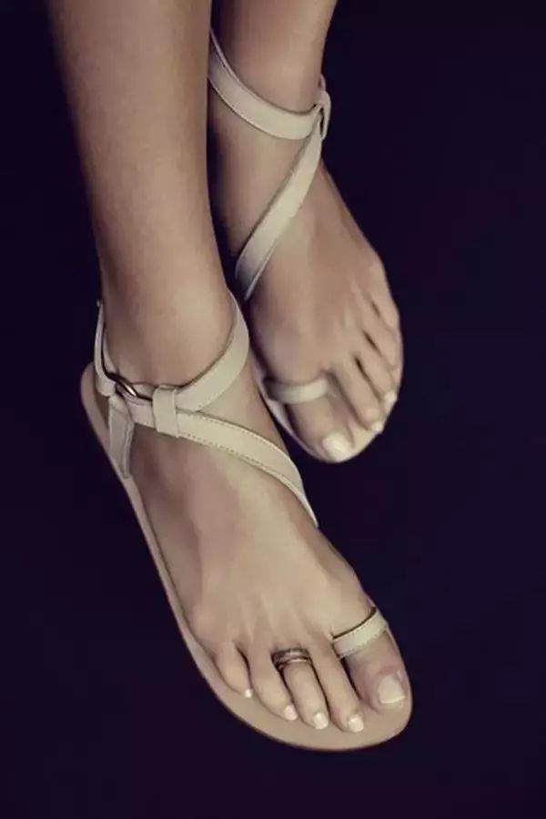 时与饰|拴住今生,系住来世——十二月首饰:足饰