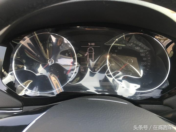 2017速腾1.6自动舒适型银色,1.4t速腾超越版珠光白和银色