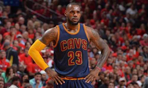 勒布朗詹姆斯成长背后的心酸,勒布朗詹姆斯成长纪录片