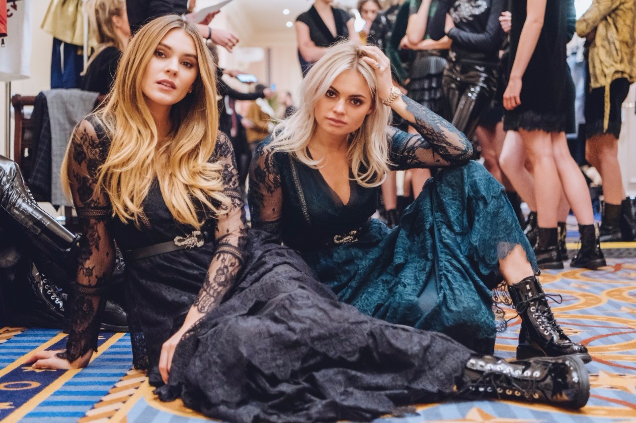 秀还没走完新款就卖光?直击NIKKIE巴黎迪士尼大秀