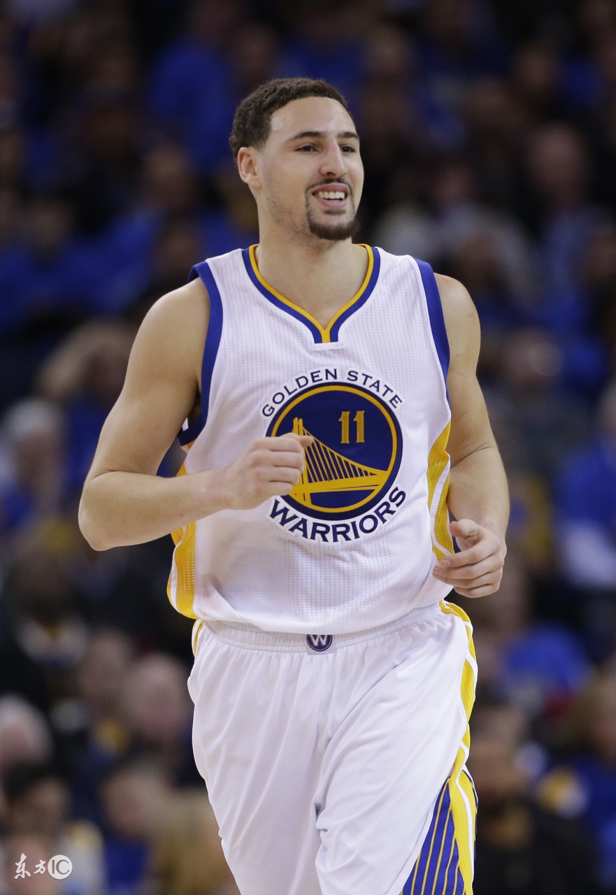 詹姆斯三双击败步行者,詹姆斯三双击败鹈鹕