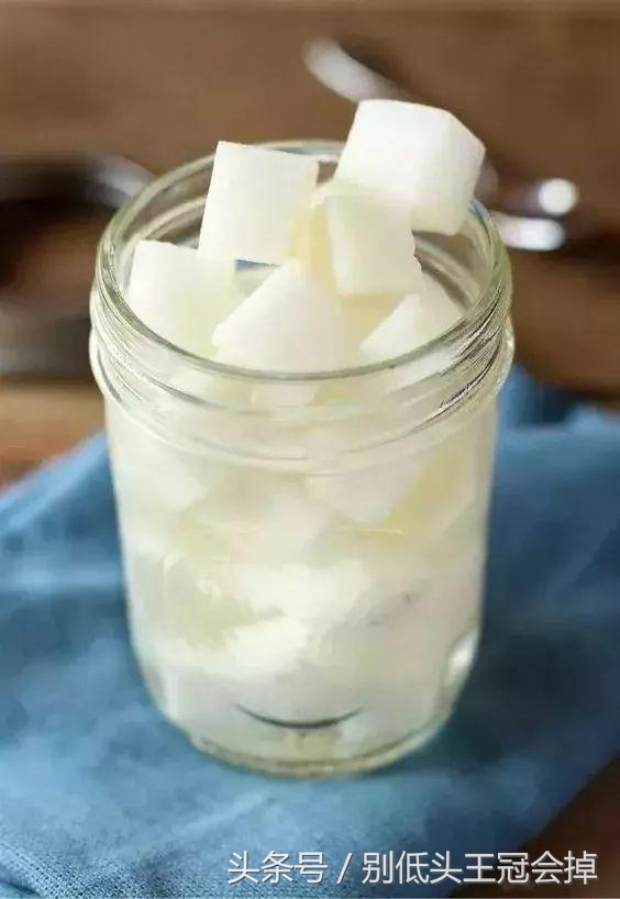 你还在为皮肤缺水烦恼吗,冬天嘴巴起皮干裂怎么办