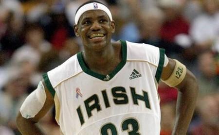 勒布朗詹姆斯成长背后的心酸,勒布朗詹姆斯成长纪录片