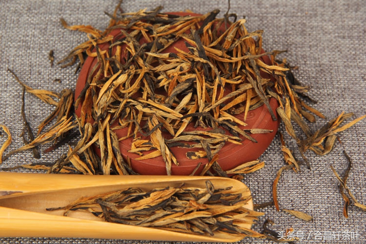 十年以上的滇红茶,来之不易的普洱茶