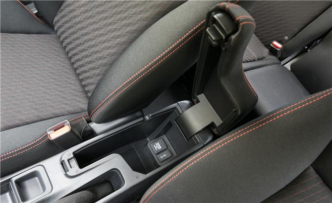 十万块钱买“超跑”图解海外全新飞度Sport