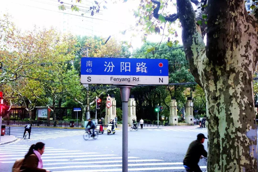 辞职去流浪的歌曲,辞职做歌手