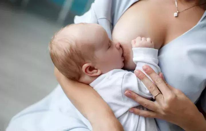 宝宝总是半夜睡觉怎么调理,宝宝进入深度睡眠是不是不容易醒