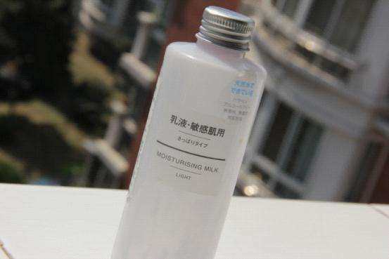 想要肌肤水嫩,混合肌肤用什么乳液最好