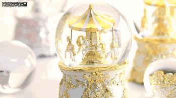 圣诞节,请送我一个八音盒