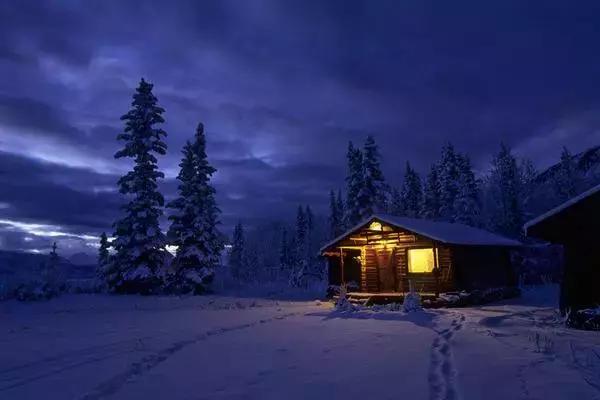 双语说天气丨雪是冬天的礼物