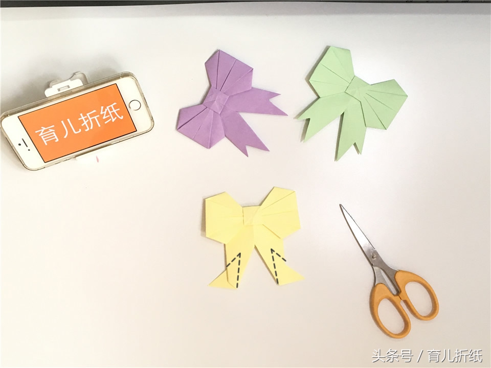 如何折纸迷你带蝴蝶结的高跟鞋,可以戴在头上的折纸蝴蝶结怎么做